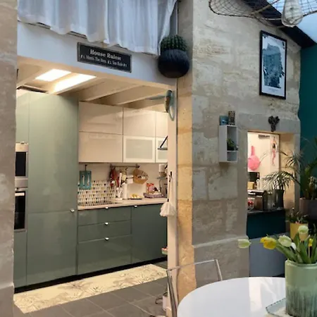 Traduction Cozy Jardin Public *